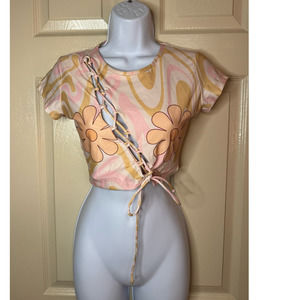 NWT Urban Outfitters Cropped Tie Shirt with Flowers